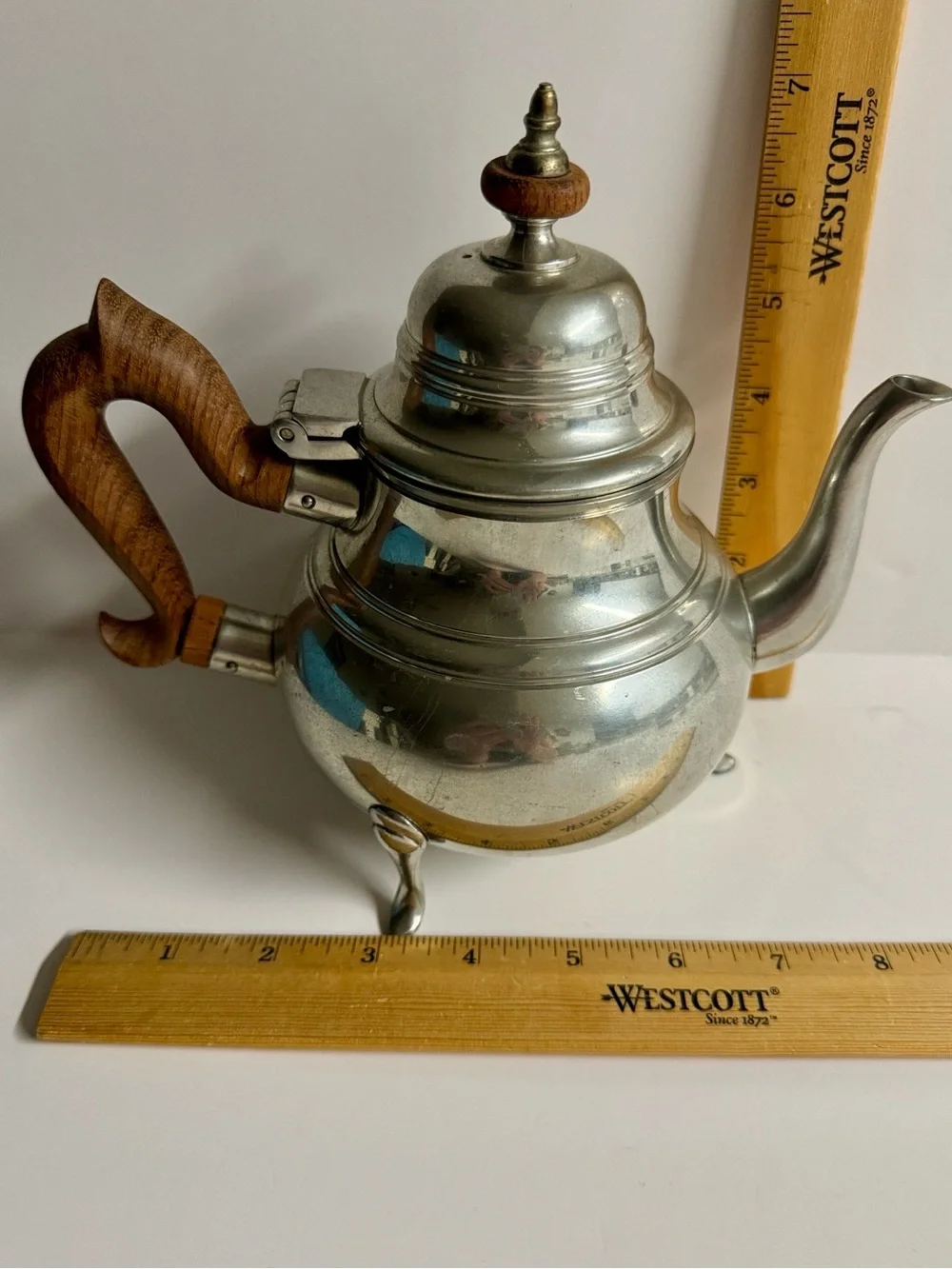 1960s Williamsburg Restoration Pewter Teapot by Kirk Stieff with Wood Handle